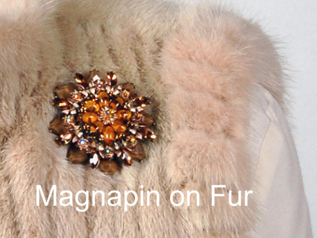 MagnaPin Brooch Accessory